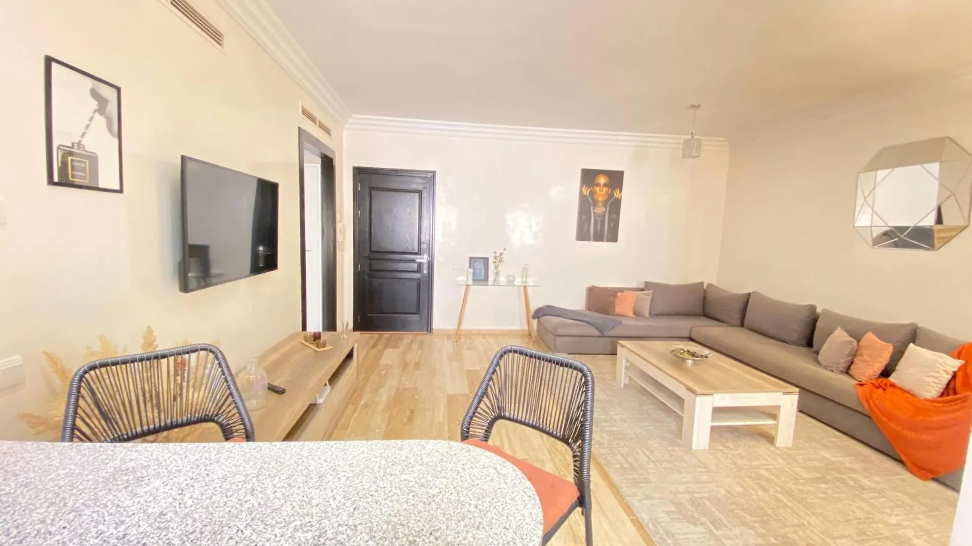 Luxurious 2Br Apartments , Carre Eden Mall Marrakech  마라케시